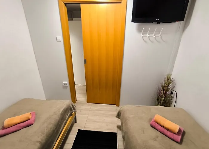 Апартаменты Jo-ma Apartma - Safe Parking Любляна